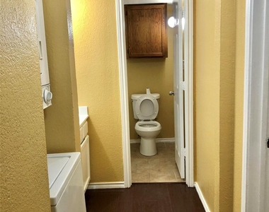 9829 Walnut Street - Photo Thumbnail 9