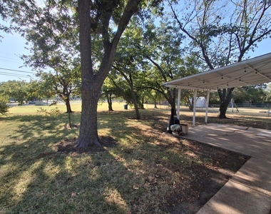 404 N Anna Drive - Photo Thumbnail 5