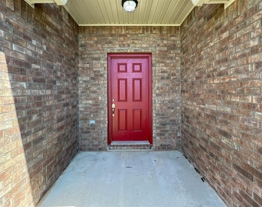 2928 Cider Mill Lane - Photo Thumbnail 1