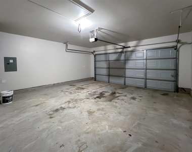 2928 Cider Mill Lane - Photo Thumbnail 26