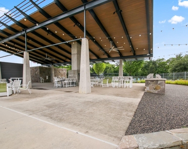 1514 Carnation Street - Photo Thumbnail 13