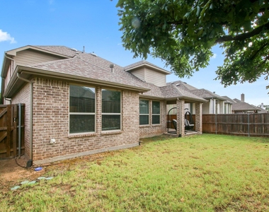 1514 Carnation Street - Photo Thumbnail 10