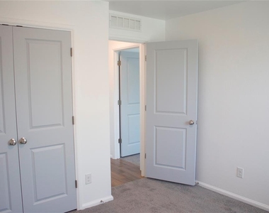 10601 Nw 20th Street - Photo Thumbnail 8