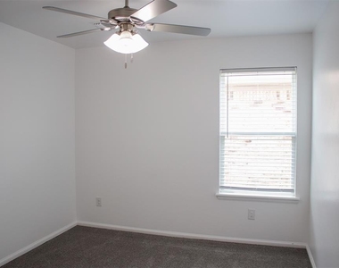 10601 Nw 20th Street - Photo Thumbnail 13