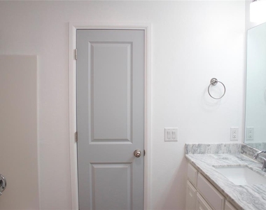 10601 Nw 20th Street - Photo Thumbnail 16