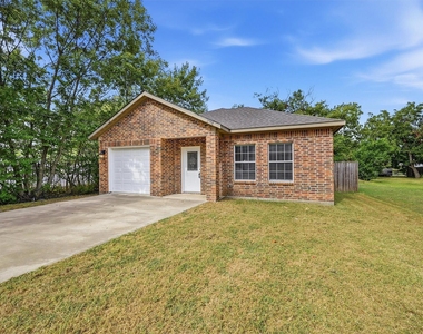 1508 King Street - Photo Thumbnail 1