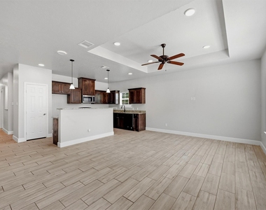 1508 King Street - Photo Thumbnail 4