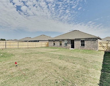 309 Blue Drive - Photo Thumbnail 15