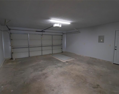 525 Nw 171st Terrace - Photo Thumbnail 20