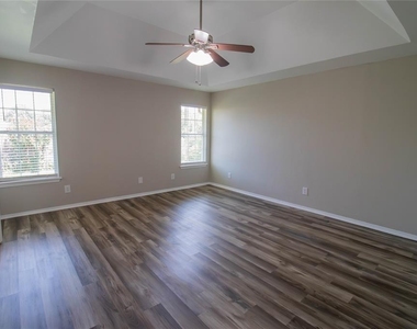 525 Nw 171st Terrace - Photo Thumbnail 15