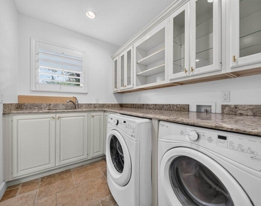 15 W High Point Road - Photo Thumbnail 42