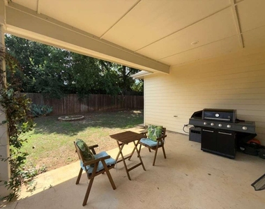 1909 Augustus Drive - Photo Thumbnail 16