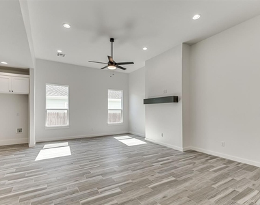 722 E Grant Avenue - Photo Thumbnail 9