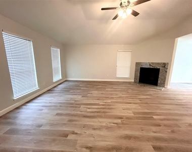 415 Rifleman Trail - Photo Thumbnail 6