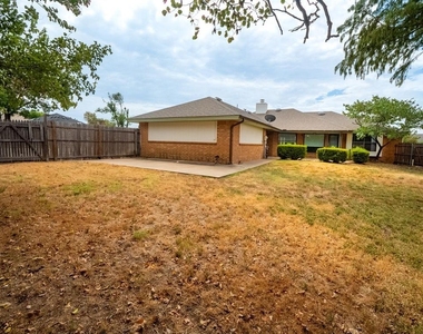3201 Creekwood Court - Photo Thumbnail 41