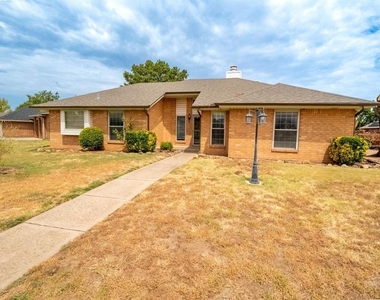 3201 Creekwood Court - Photo Thumbnail 1