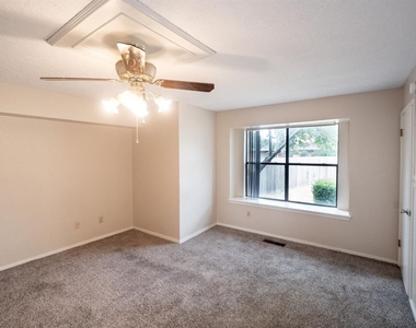 3201 Creekwood Court - Photo Thumbnail 26