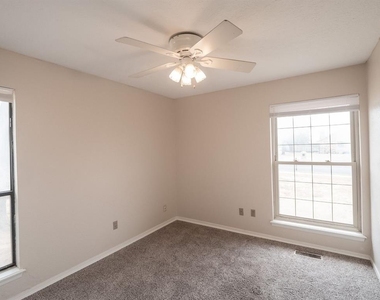 3201 Creekwood Court - Photo Thumbnail 39