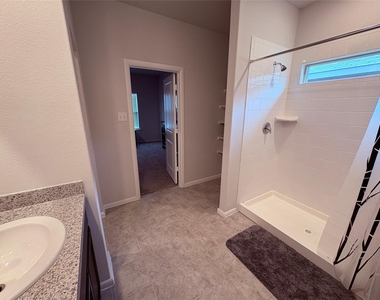16721 Porterfield Lane - Photo Thumbnail 8