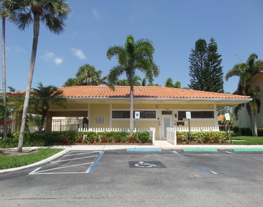 1524 Lake Crystal Drive - Photo Thumbnail 11
