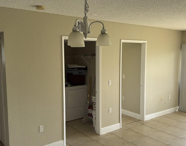 1524 Lake Crystal Drive - Photo Thumbnail 3