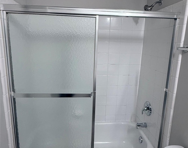 11037 Hunter Trail Lane - Photo Thumbnail 8