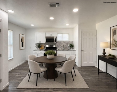 2311 Vagas Street - Photo Thumbnail 2