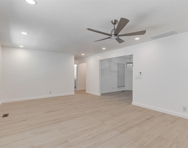 1305 Apollo Road - Photo Thumbnail 11