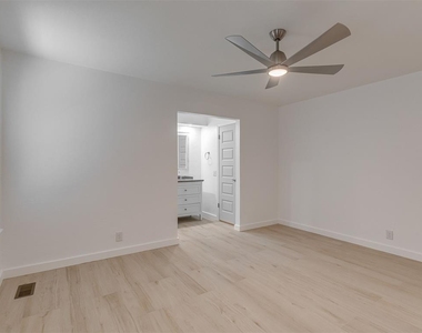1305 Apollo Road - Photo Thumbnail 19