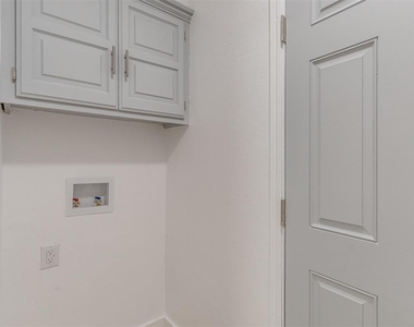 1305 Apollo Road - Photo Thumbnail 32