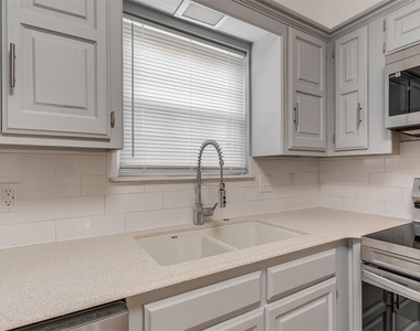 1305 Apollo Road - Photo Thumbnail 15