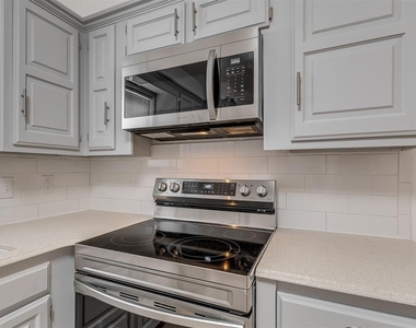 1305 Apollo Road - Photo Thumbnail 14