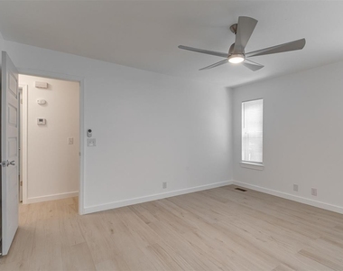 1305 Apollo Road - Photo Thumbnail 20