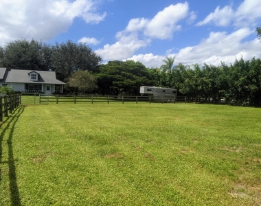 819 Cindy Circle Lane - Photo Thumbnail 31