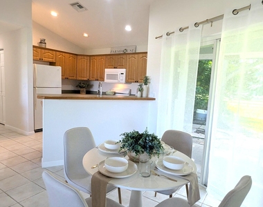 819 Cindy Circle Lane - Photo Thumbnail 47