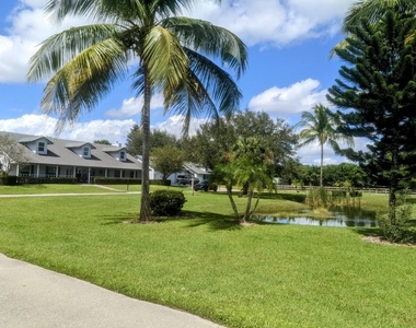 819 Cindy Circle Lane - Photo Thumbnail 10