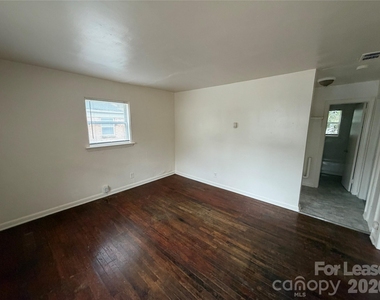 2414 Wilson Avenue - Photo Thumbnail 2