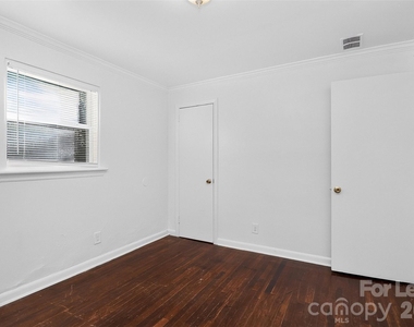 2414 Wilson Avenue - Photo Thumbnail 13