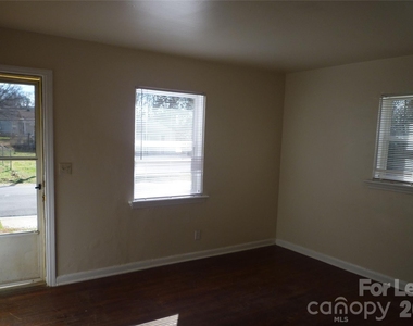 2414 Wilson Avenue - Photo Thumbnail 3