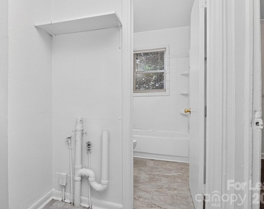2414 Wilson Avenue - Photo Thumbnail 11