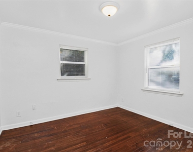 2414 Wilson Avenue - Photo Thumbnail 9