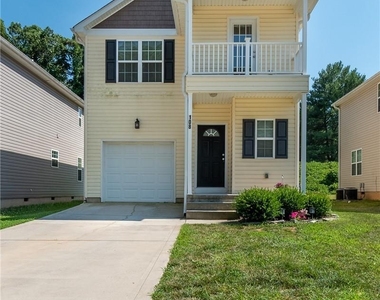108 Lookout Point Place - Photo Thumbnail 26