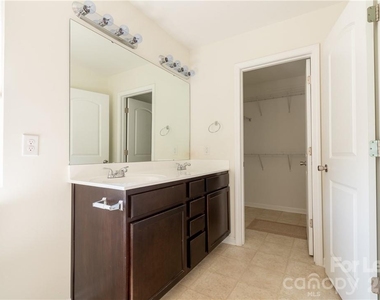 108 Lookout Point Place - Photo Thumbnail 19