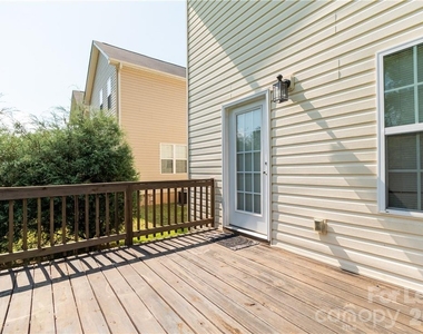 108 Lookout Point Place - Photo Thumbnail 23