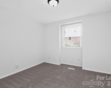 8322 Knights Bridge Road - Photo Thumbnail 17