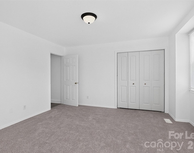 8322 Knights Bridge Road - Photo Thumbnail 11