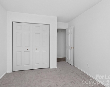 8322 Knights Bridge Road - Photo Thumbnail 16