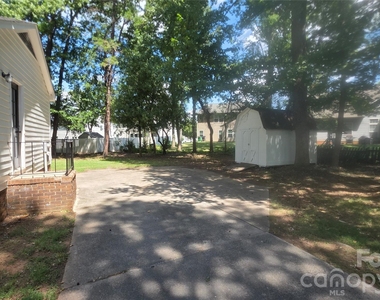 6504 Olde Savannah Road - Photo Thumbnail 20