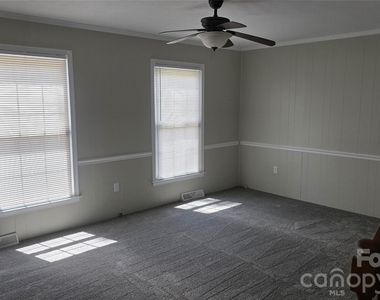 6504 Olde Savannah Road - Photo Thumbnail 11