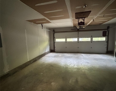 1725 Van Dyke Drive - Photo Thumbnail 26